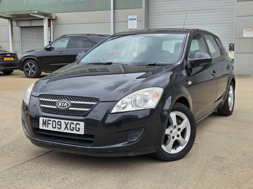 Kia Ceed 1.4 1 Hatchback Euro 4 89 Bhp Black #8