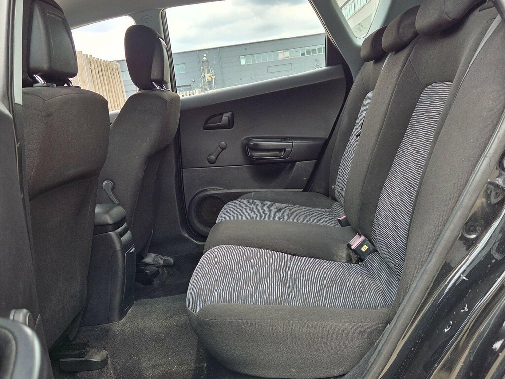 Kia Ceed 1.4 1 Hatchback Euro 4 89 Bhp Black #30