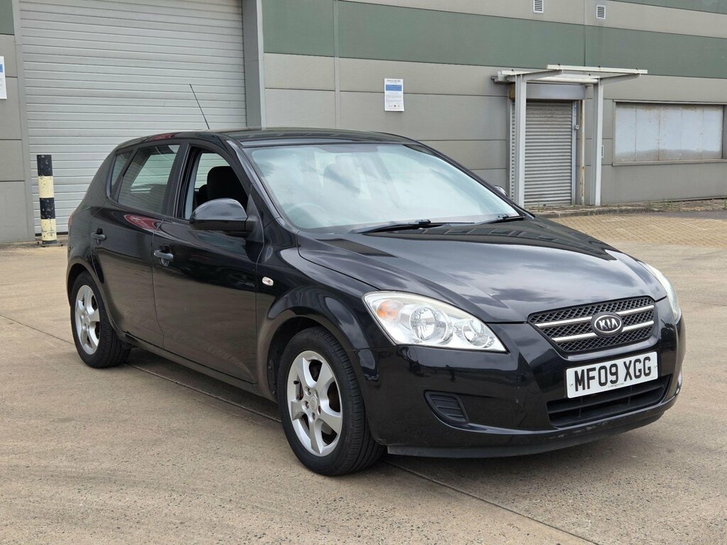 Kia Ceed 1.4 1 Hatchback Euro 4 89 Bhp Black #41
