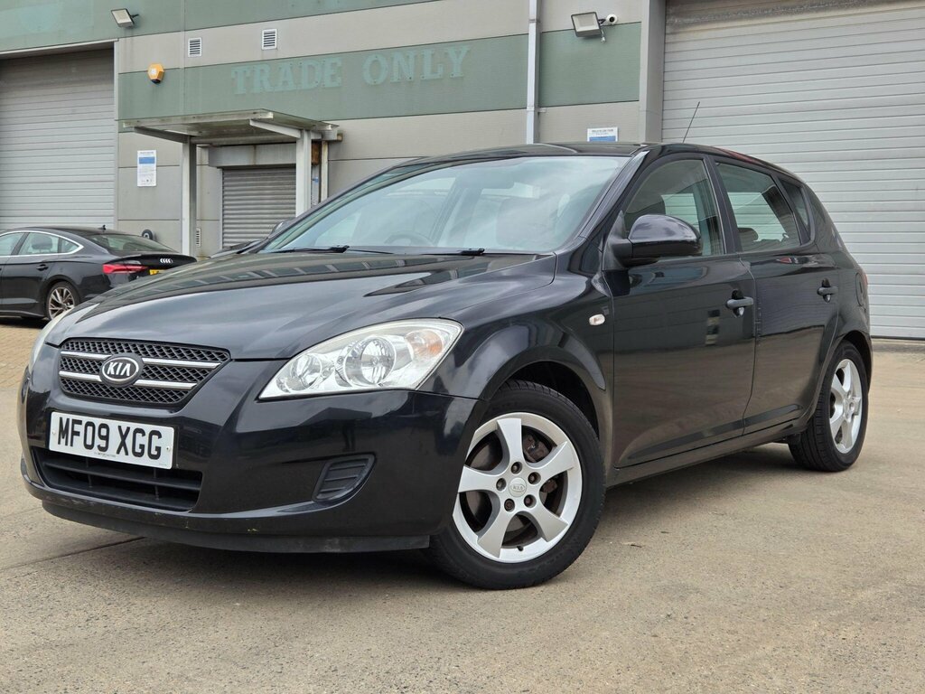 Kia Ceed 1.6 Gs Black #2