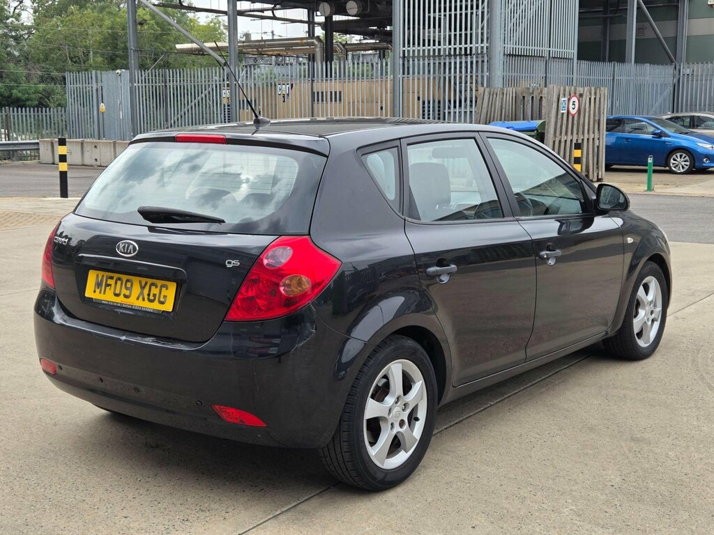 Kia Ceed 1.4 1 Hatchback Euro 4 89 Bhp Black #15