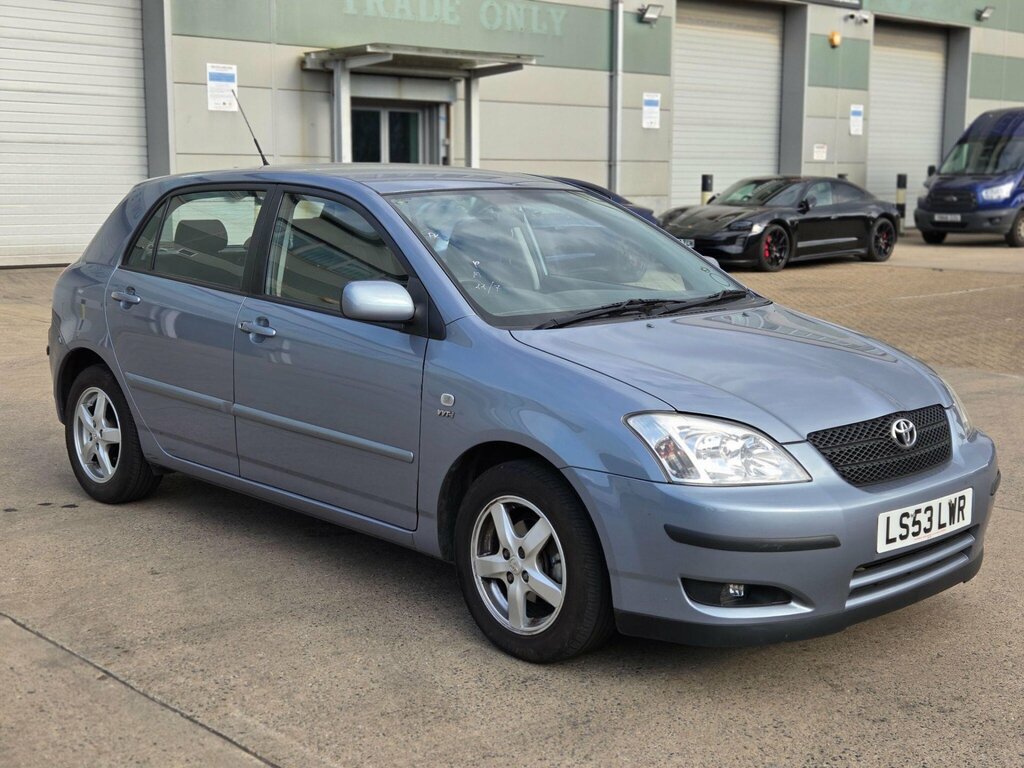 Toyota Corolla 1.6 Vvt-i T3 Grey #2