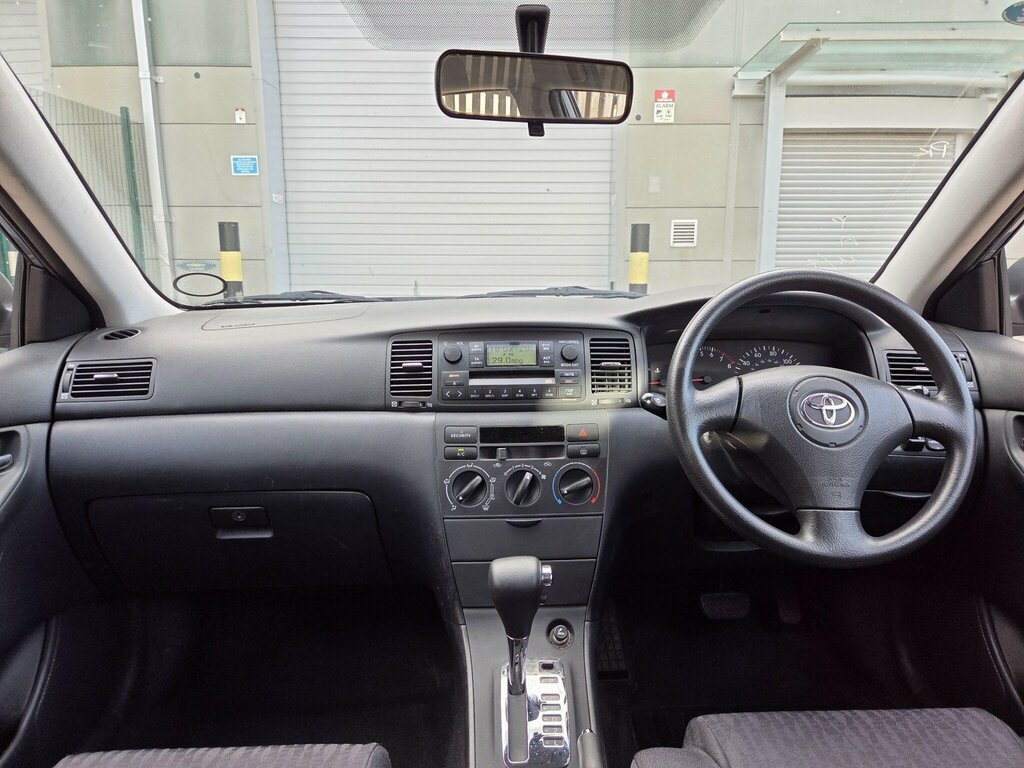 Toyota Corolla 1.6 Vvt-i T3 Grey #4