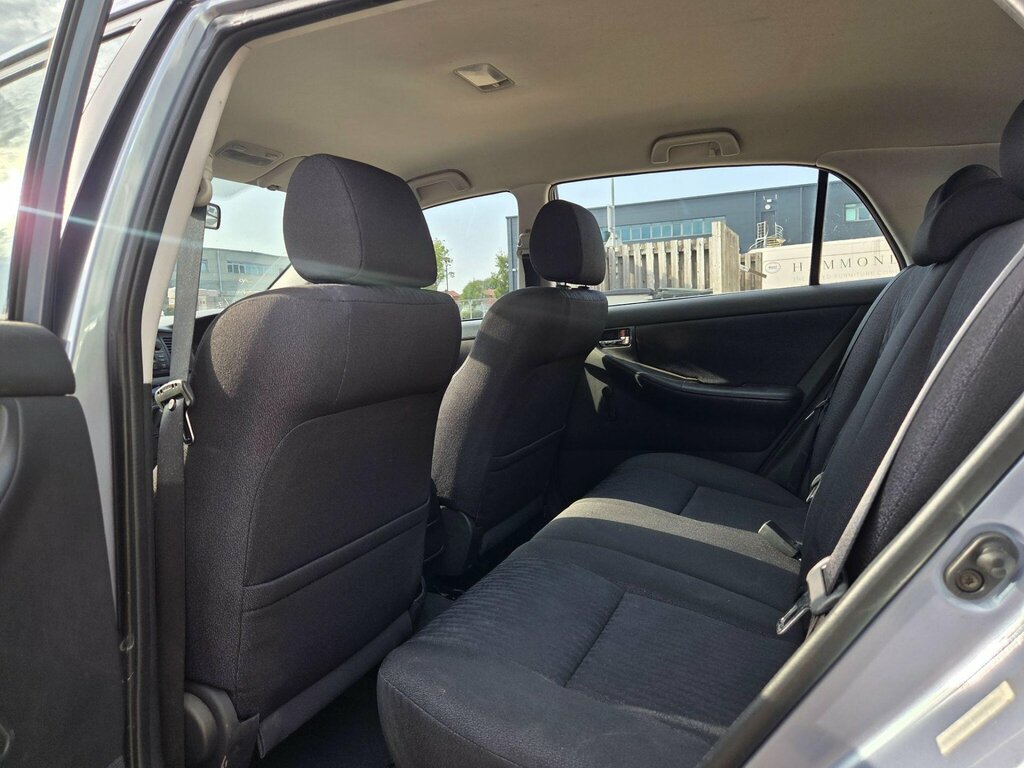 Toyota Corolla Vvti T2 Silver #22