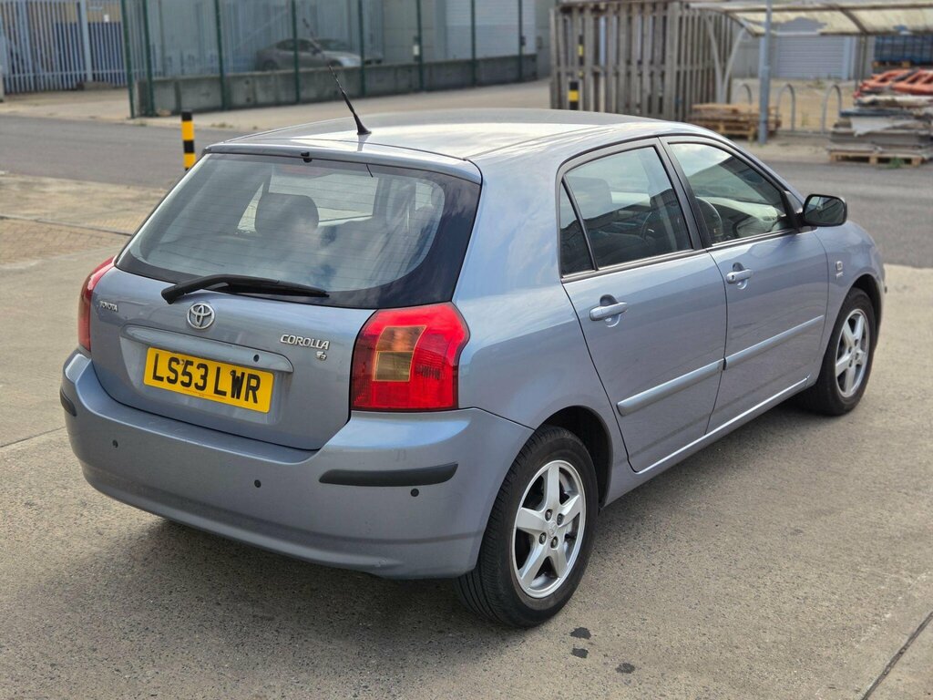 Toyota Corolla 1.6 Vvt-i T3 Grey #3