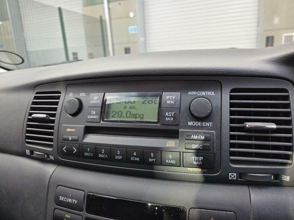 Toyota Corolla Vvti T2 Silver #33