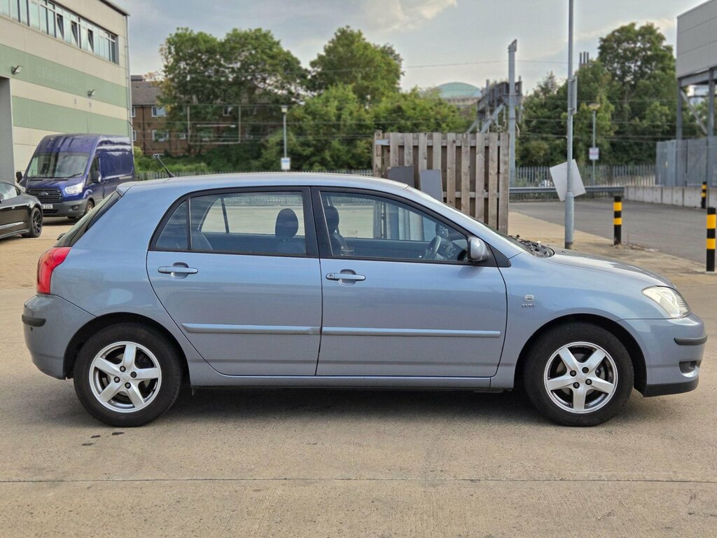 Toyota Corolla Vvti T2 Silver #8