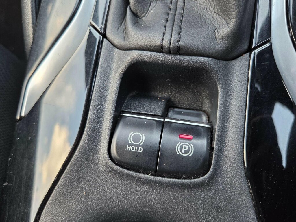 Toyota Corolla Corolla Design Hev Cvt Red #43