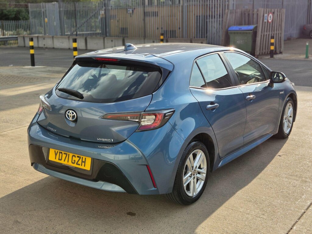 Toyota Corolla Corolla Design Hev Cvt Red #15