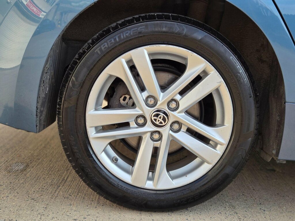 Toyota Corolla Corolla Design Hev Cvt Red #52