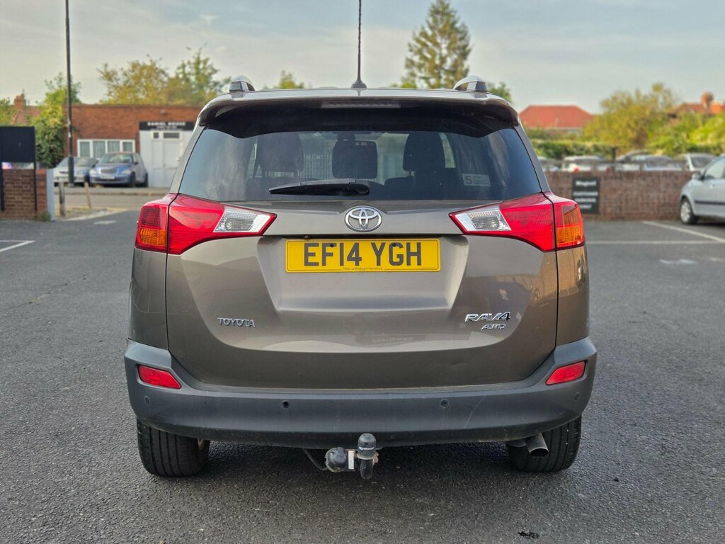 Toyota Rav 4 D-4d Icon Awd White #15