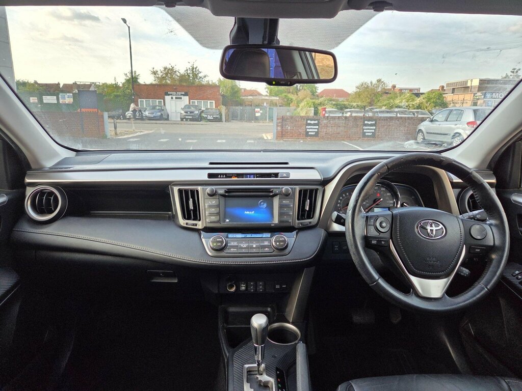 Toyota Rav 4 D-4d Icon Awd White #24