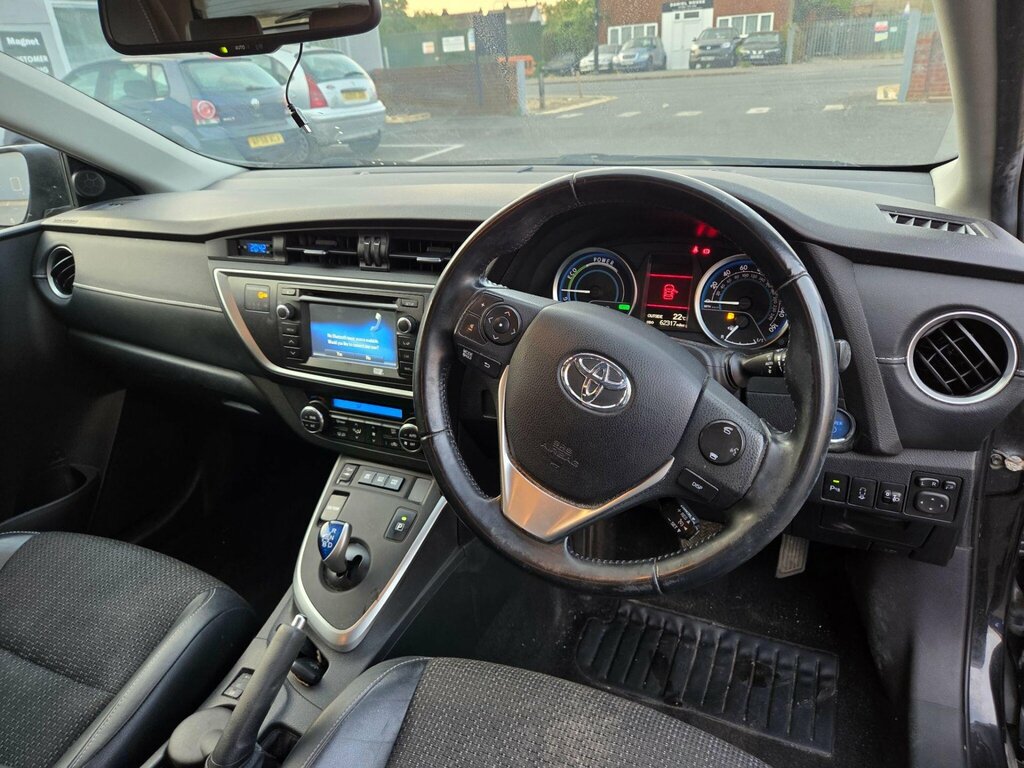 Toyota Auris 1.4 D-4d Icon Grey #52