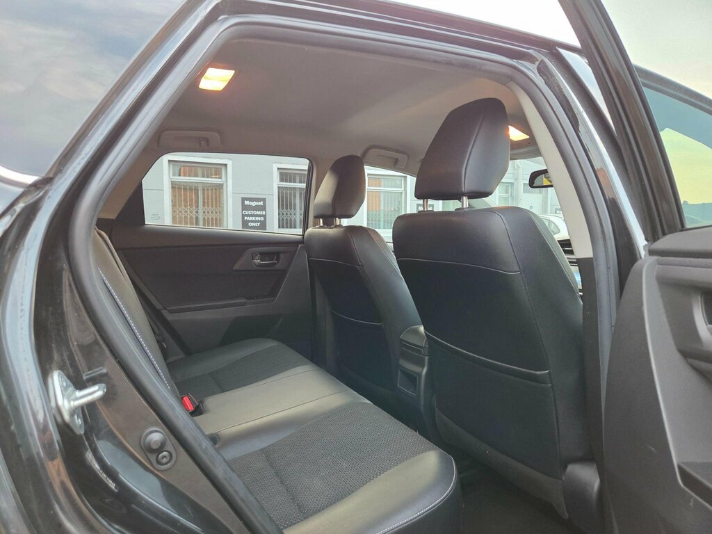 Toyota Auris 1.4 D-4d Icon Grey #28
