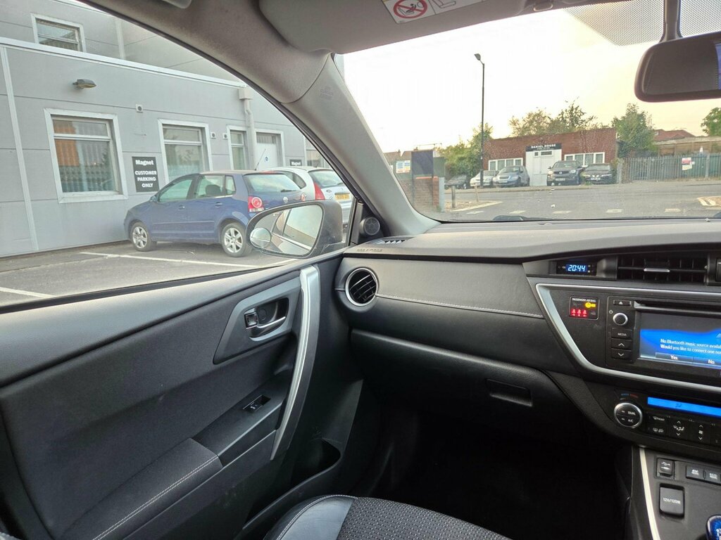 Toyota Auris 1.4 D-4d Icon Grey #20