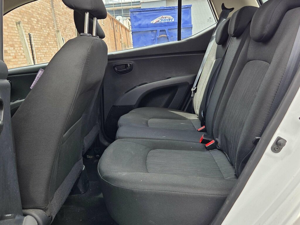 Hyundai I10 1.2 Active Euro 5 Silver #23