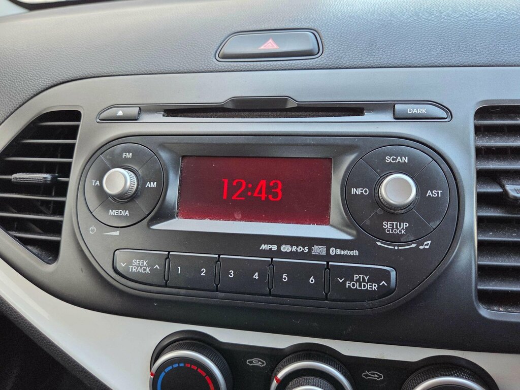 Kia Picanto 2. 1.0 Red #36