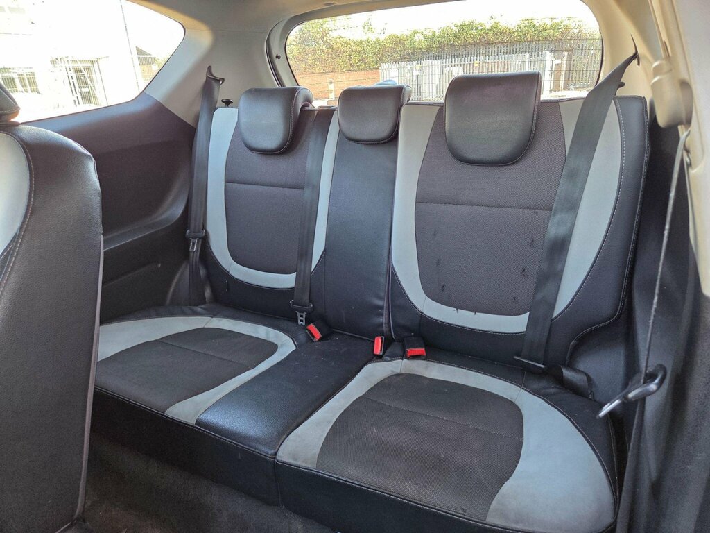Kia Picanto 2. 1.0 Red #30