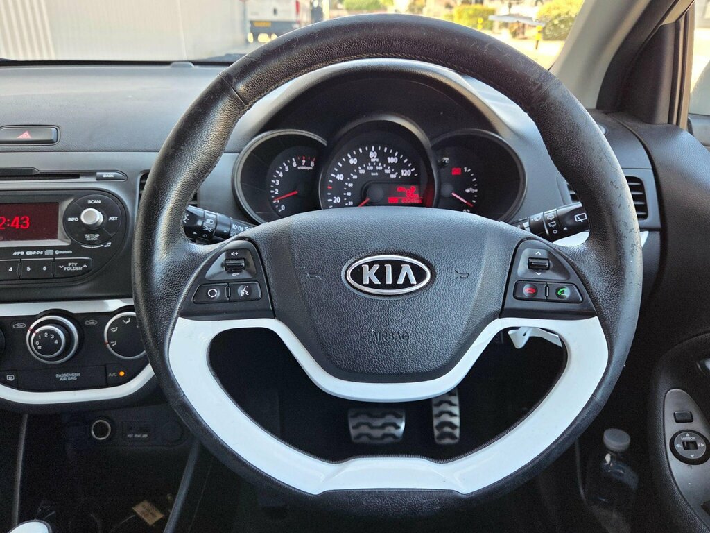 Kia Picanto 2. 1.0 Red #26