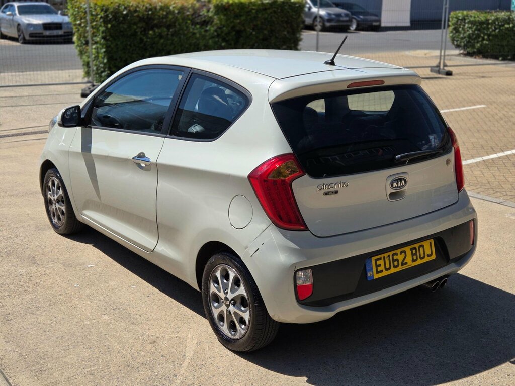 Kia Picanto 2. 1.0 Red #15