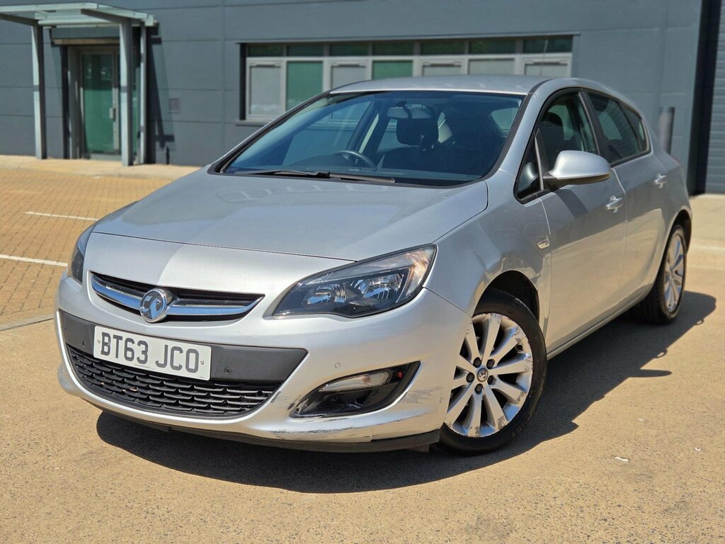 Vauxhall Astra 1.6 16V Exclusiv Euro 5 Silver #2