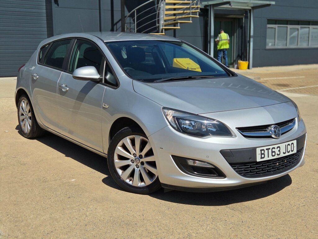 Vauxhall Astra 1.6 16V Exclusiv Euro 5 Silver #5