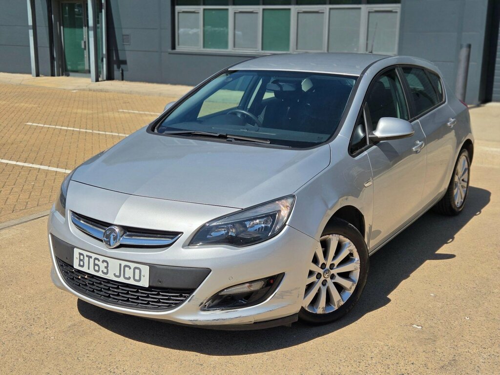 Vauxhall Astra 1.6 16V Exclusiv Euro 5 Silver #6