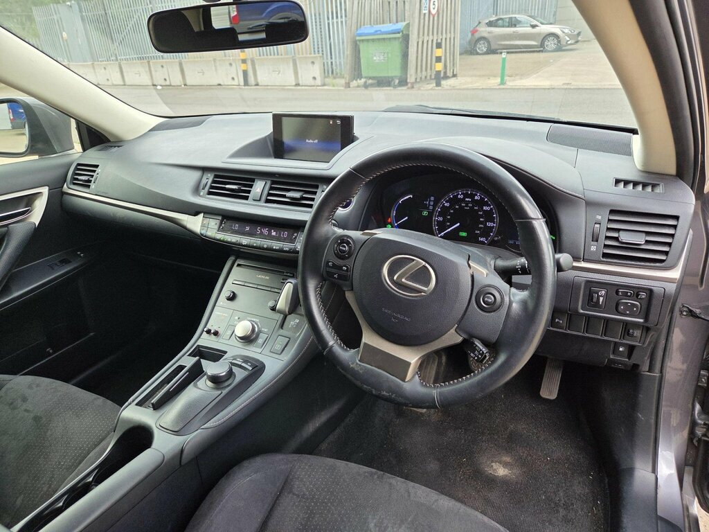Lexus CT 1.8 Luxury Cvt Euro 6 Ss White #19