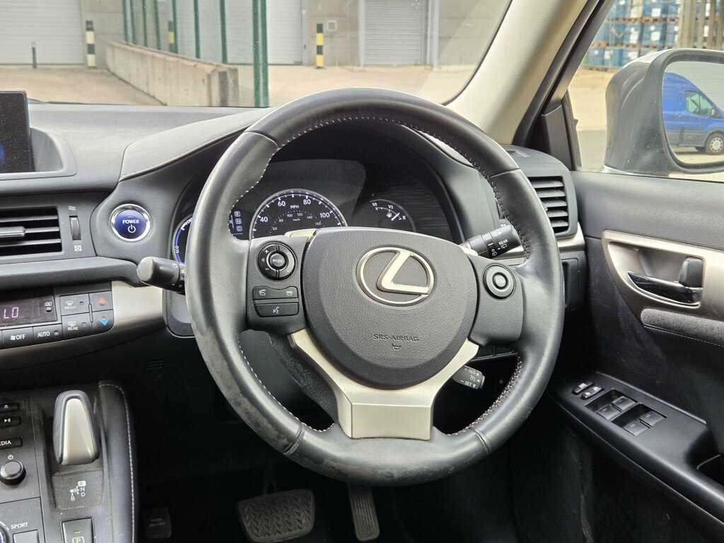 Lexus CT 1.8 Luxury Cvt Euro 6 Ss White #24