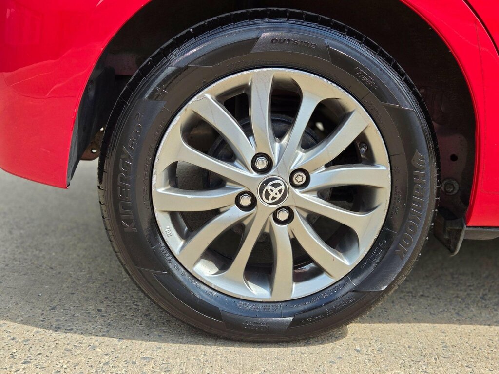 Toyota Yaris Design Grey #36