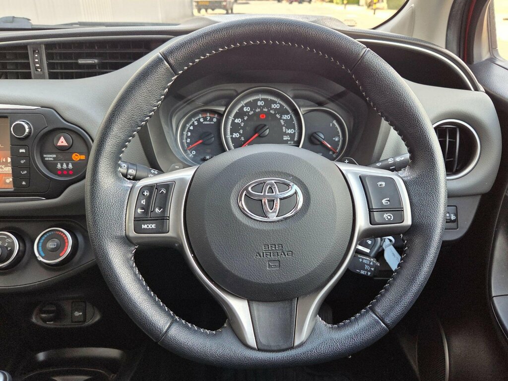 Toyota Yaris Design Grey #25