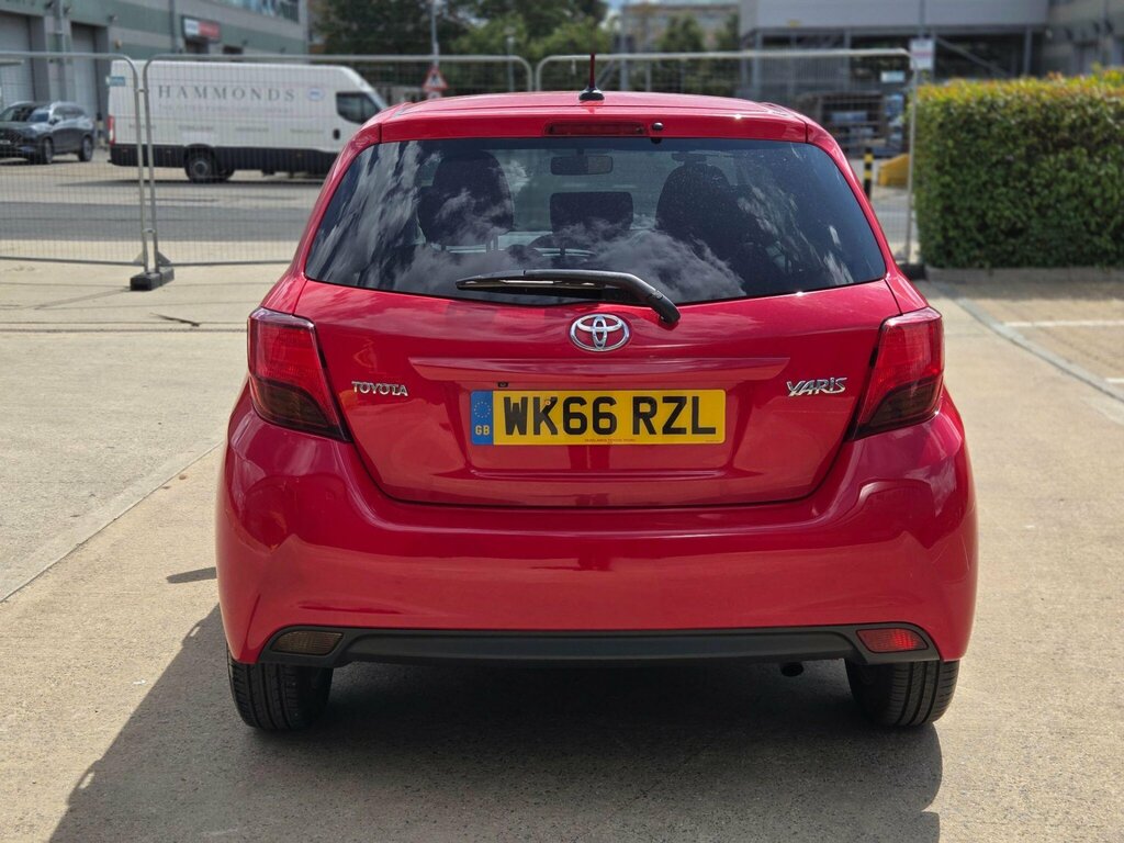 Toyota Yaris Design Grey #15