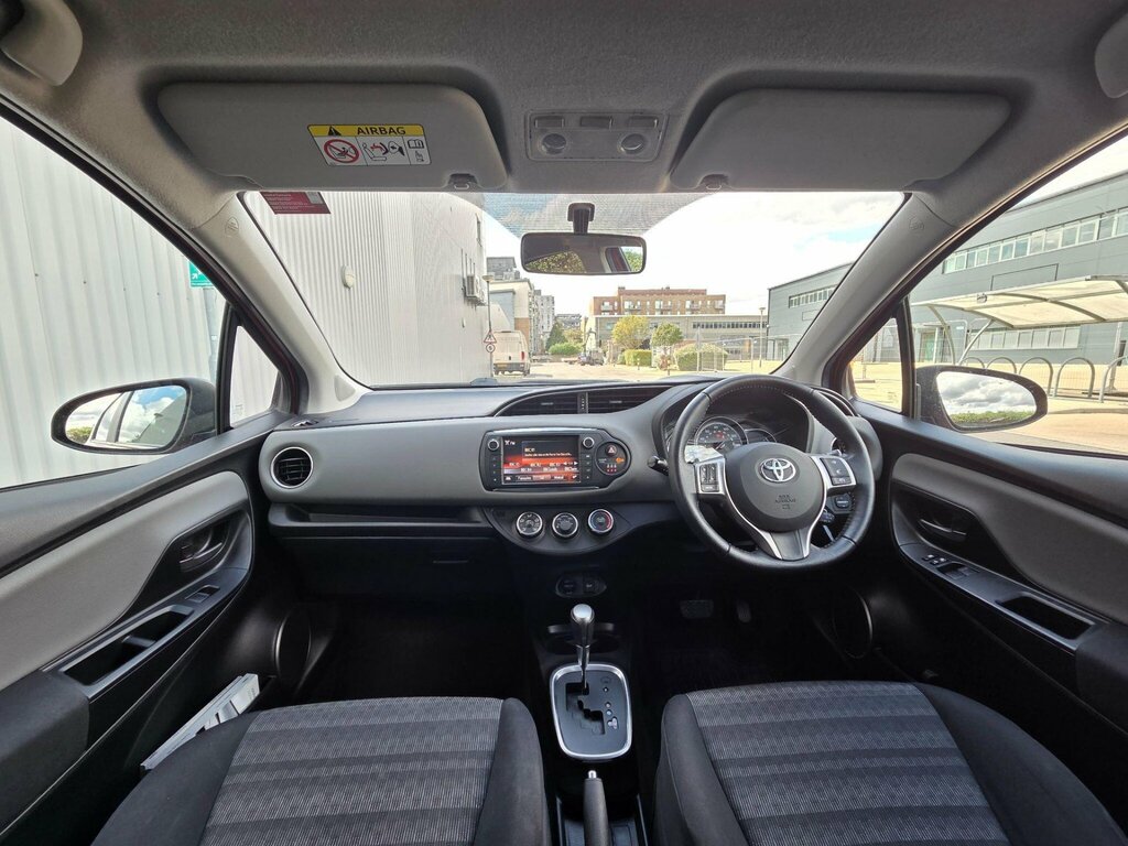 Toyota Yaris Design Grey #20