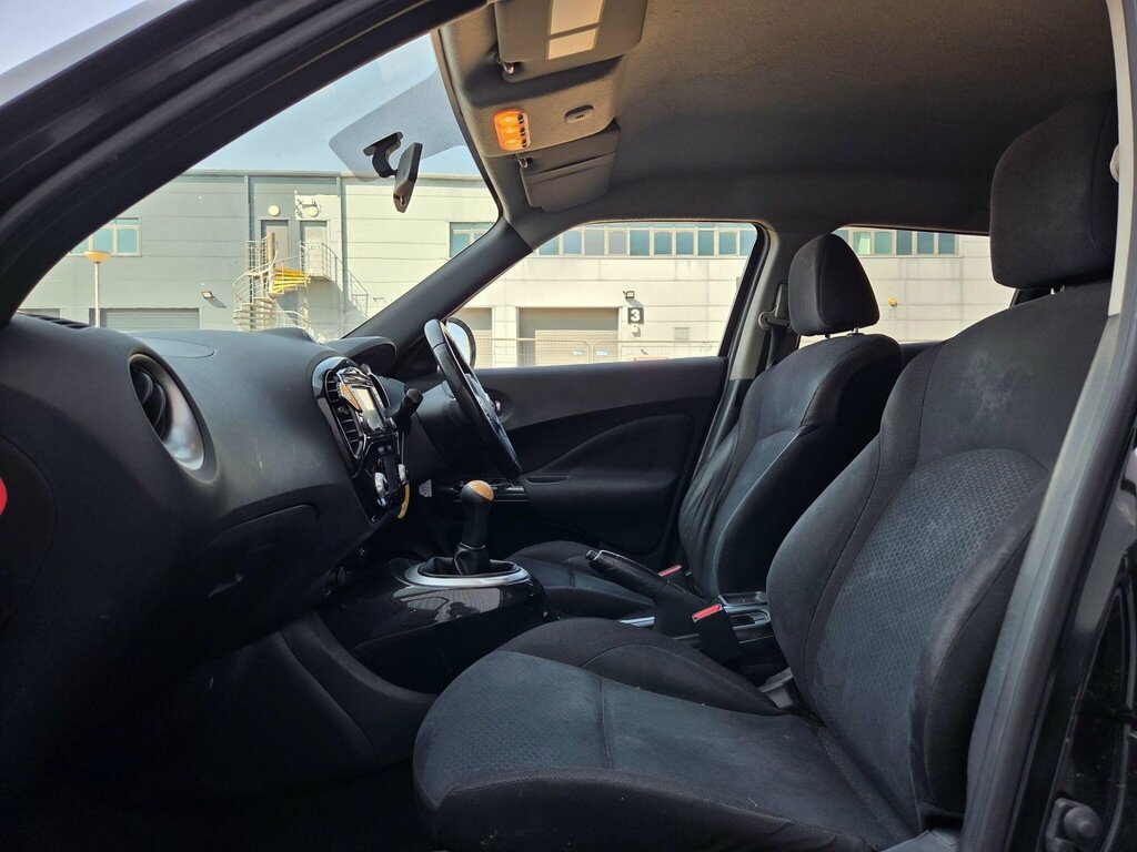 Nissan Juke 1.6 N-tec 115 Bhp Red #25