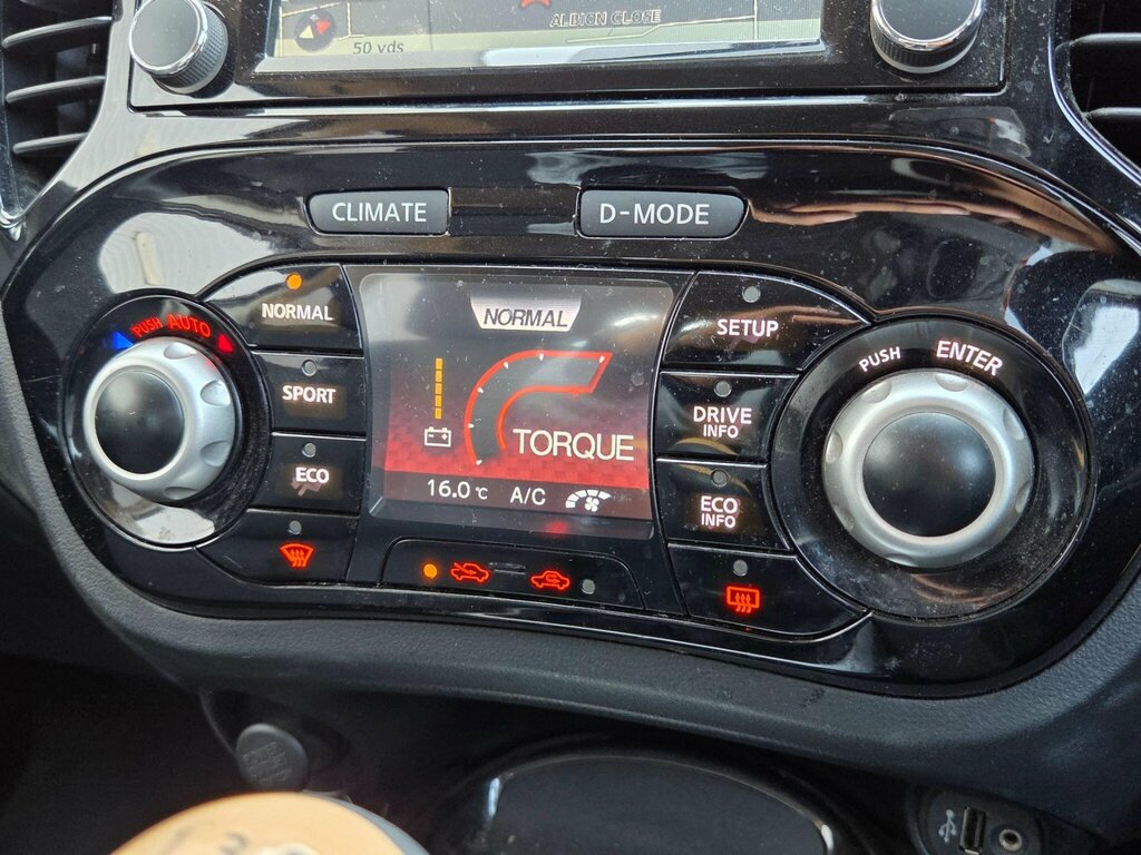 Nissan Juke 1.6 N-tec 115 Bhp Red #38