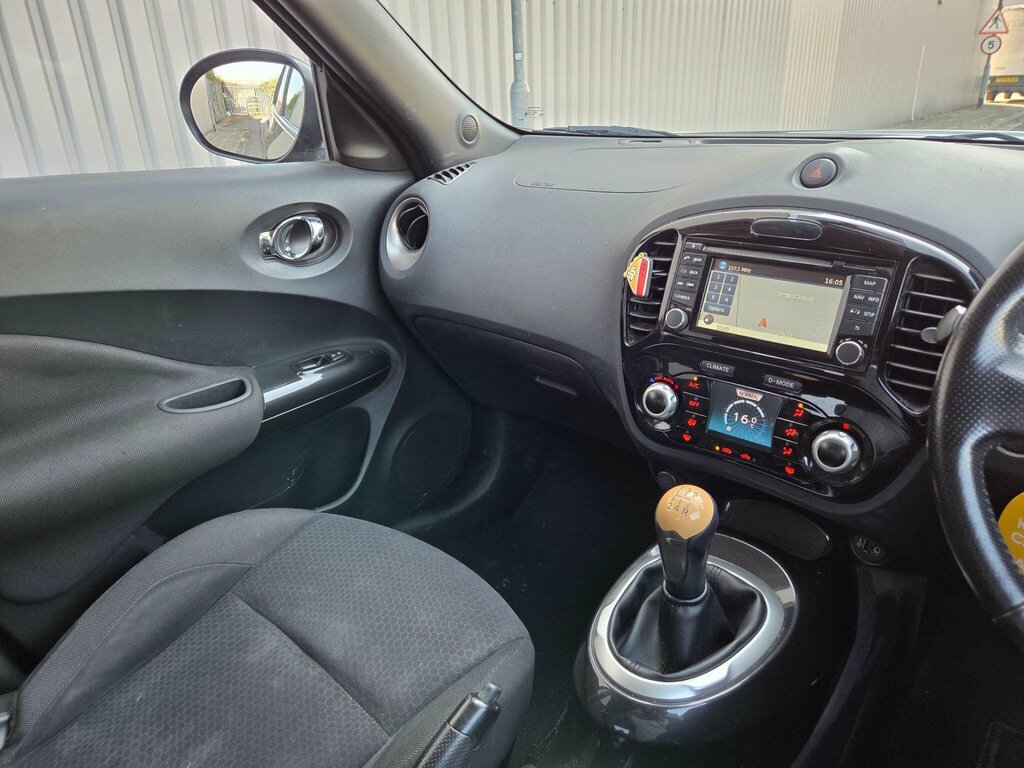 Nissan Juke 1.6 N-tec 115 Bhp Red #39