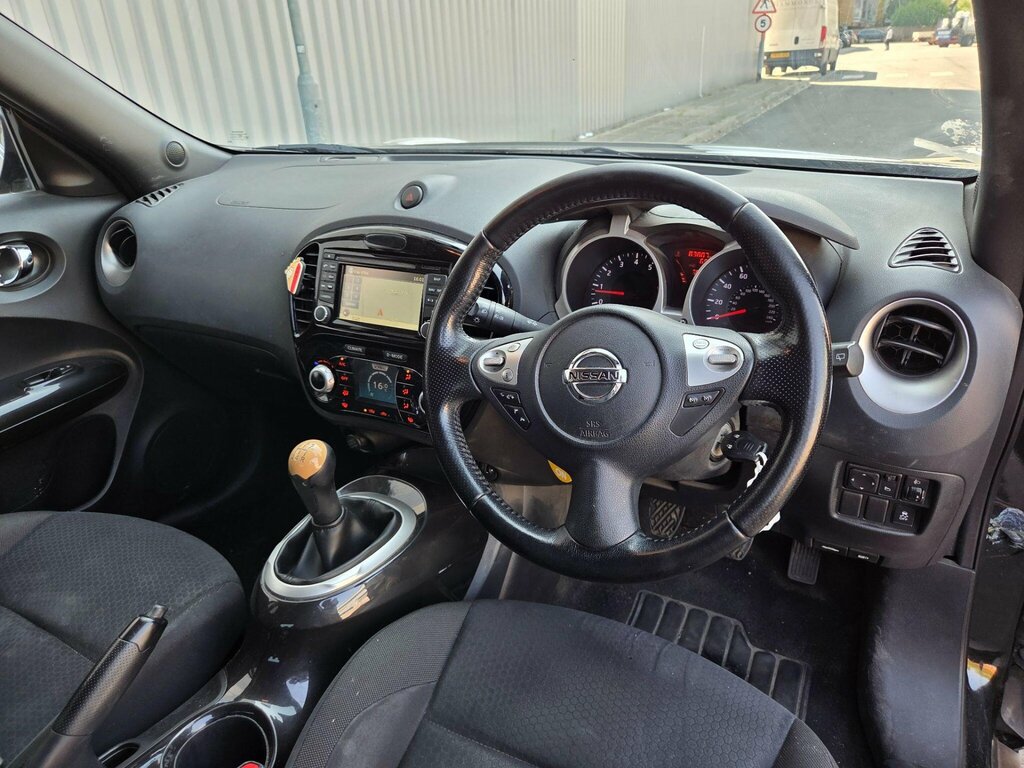 Nissan Juke 1.6 N-tec 115 Bhp Red #20