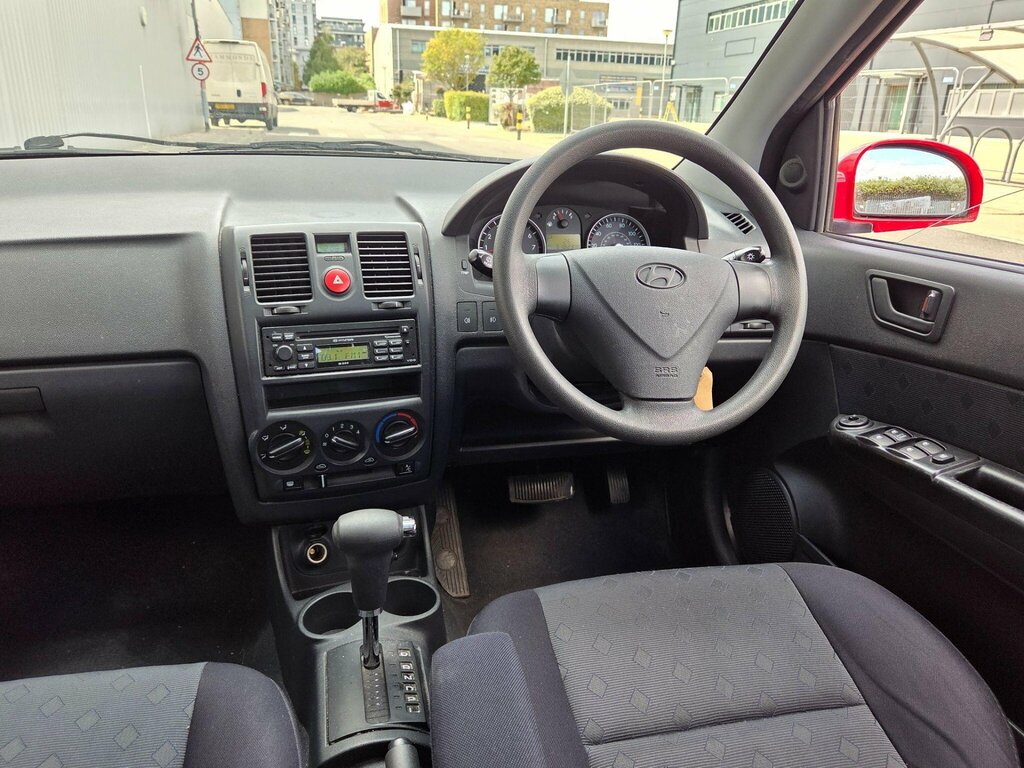 Hyundai Getz 2007 1.4 Gsi Hatchback 159 G Silver #26