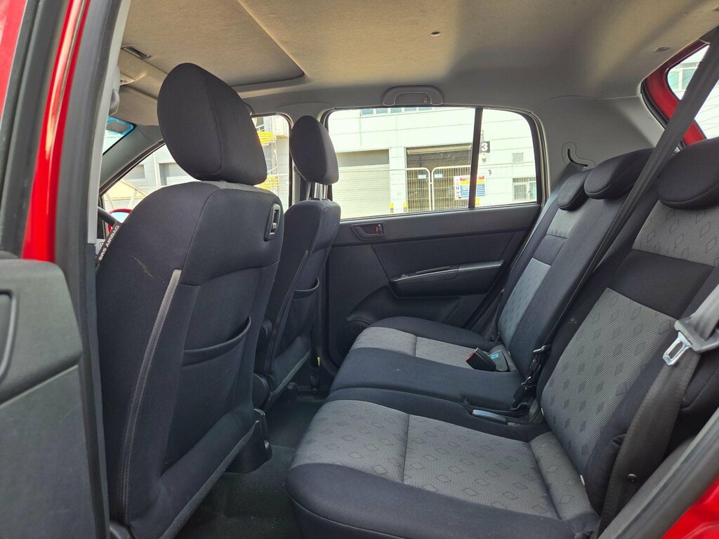 Hyundai Getz 2007 1.4 Gsi Hatchback 159 G Silver #32