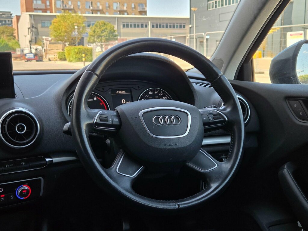 Audi A3 1.6 Tdi Sport Hatchback Euro 5 Black #27