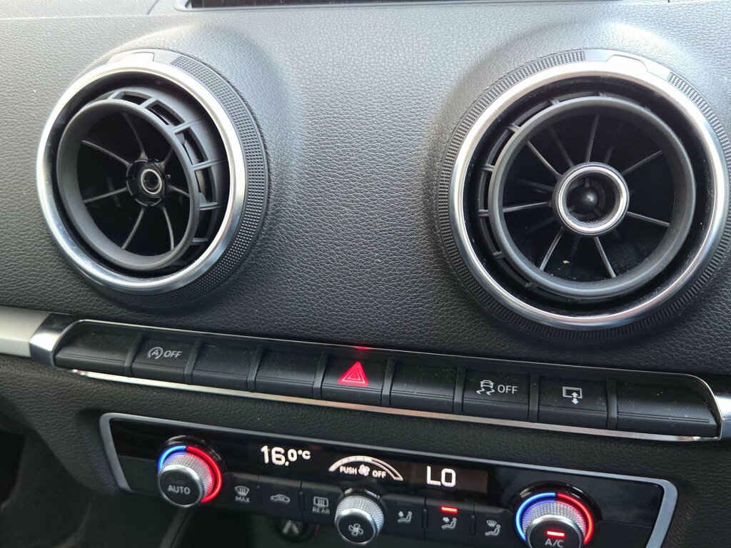 Audi A3 1.6 Tdi Sport Hatchback Euro 5 Black #41