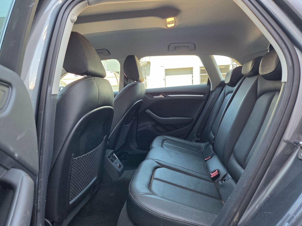 Audi A3 1.6 Tdi Sport Hatchback Euro 5 Black #22