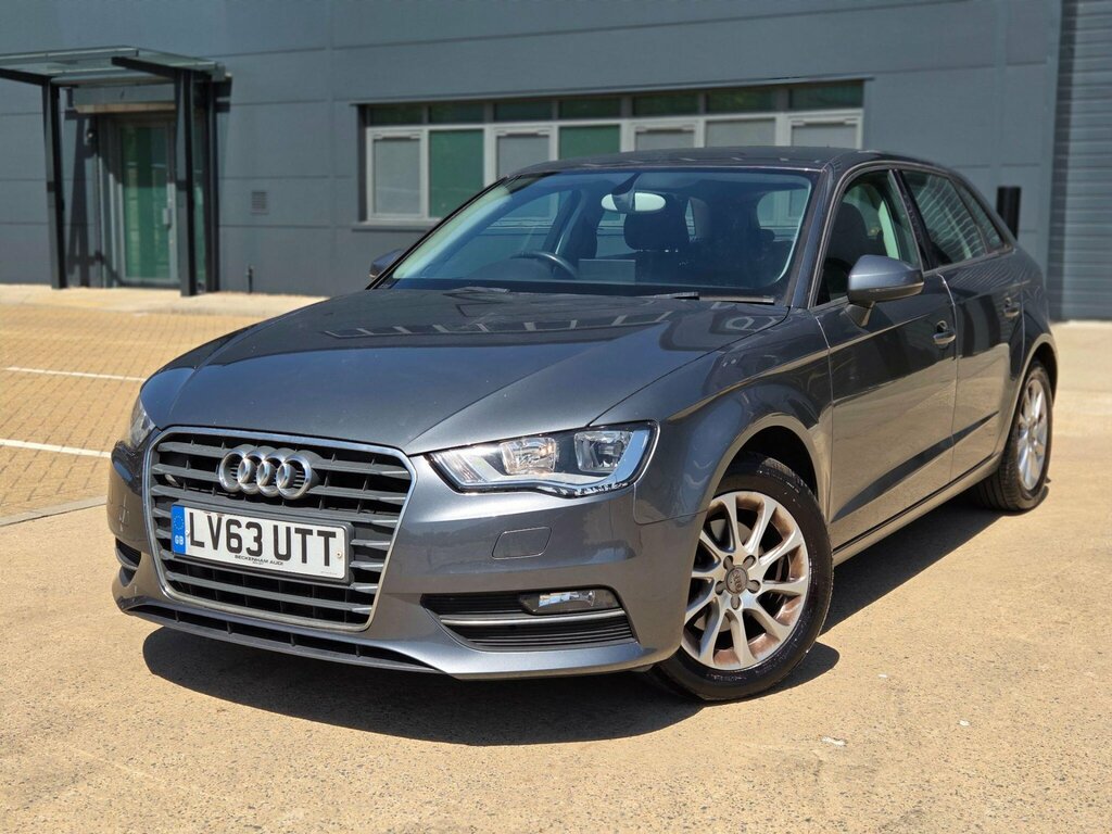 Audi A3 1.6 Tdi Sport Hatchback Euro 5 Black #10