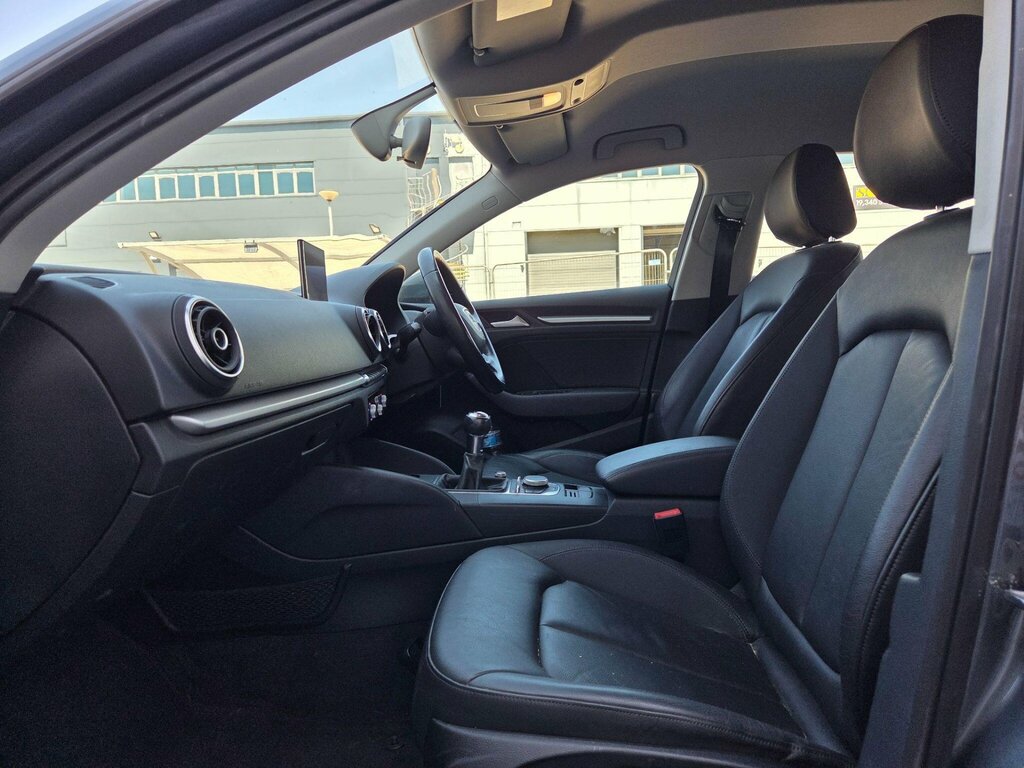 Audi A3 1.6 Tdi Sport Hatchback Euro 5 Black #23