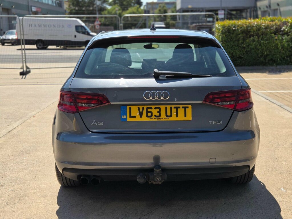 Audi A3 1.6 Tdi Sport Hatchback Euro 5 Black #16