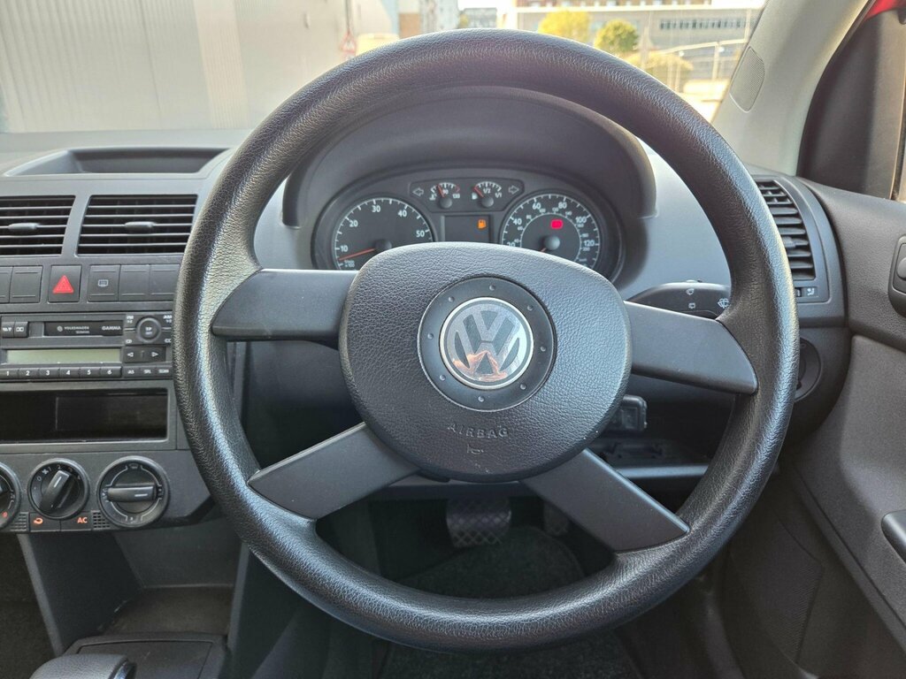 Volkswagen Polo  Green #39