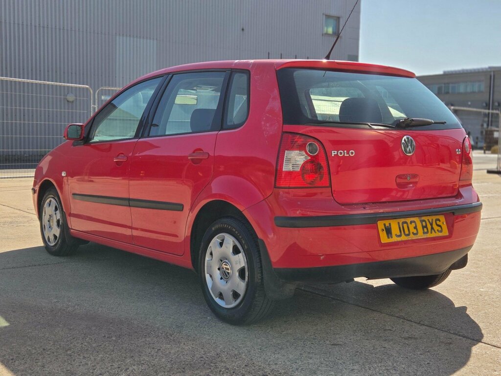 Volkswagen Polo  Green #17