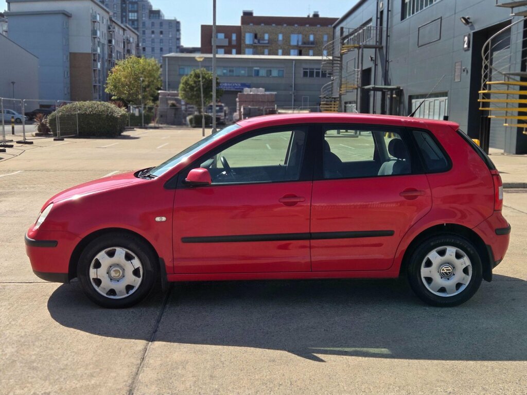 Volkswagen Polo  Green #19