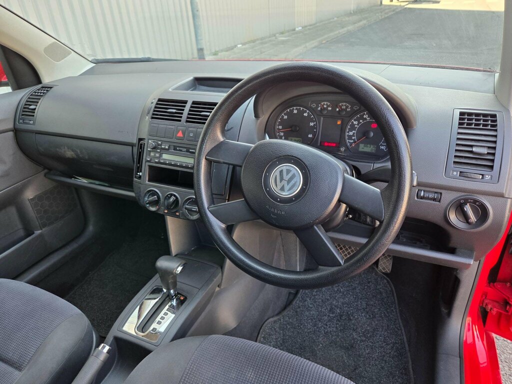 Volkswagen Polo  Green #22