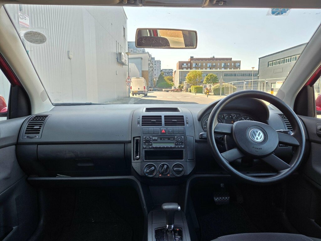 Volkswagen Polo 1.4 Se Red #4
